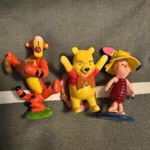 Disney Winnie Pooh and Friends Mini Figurines